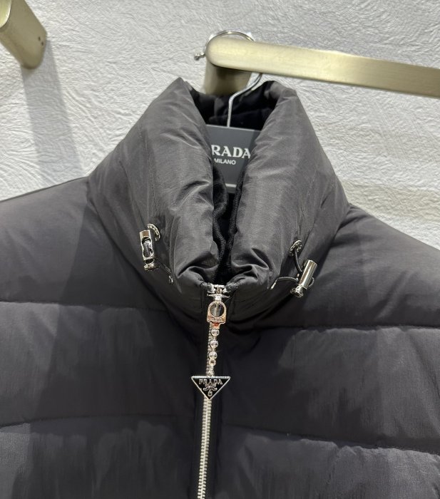 Down jacket фото 4