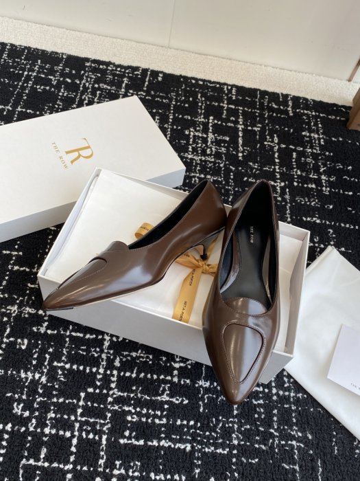 Туфли кожаные женские фото 5