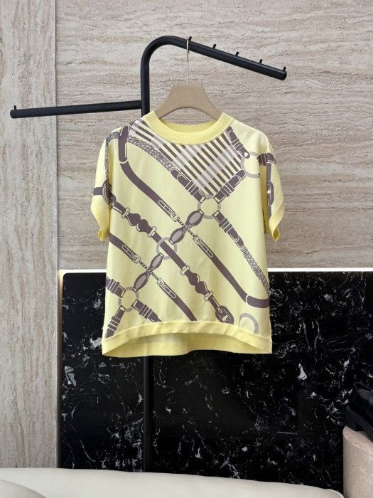 Футболка женская