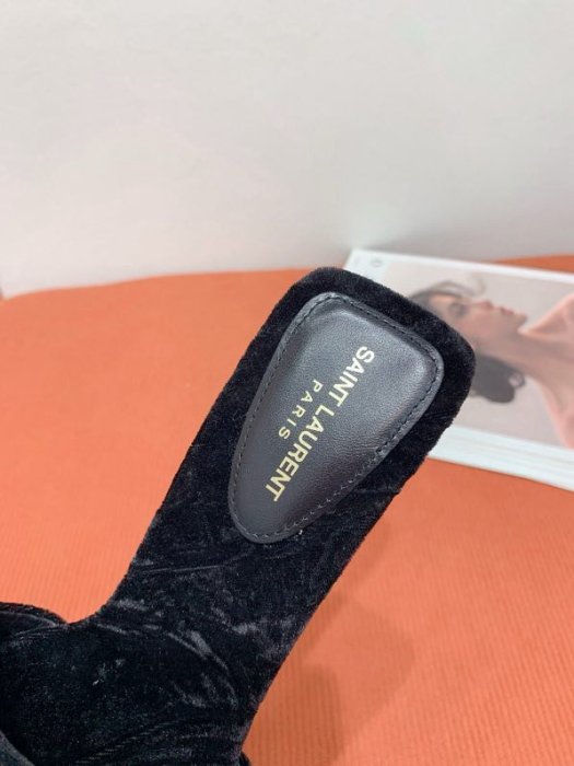 Босоножки фото 7