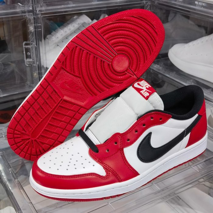 Sneakers Air Jordan 1 Retro Low Chicago фото 3