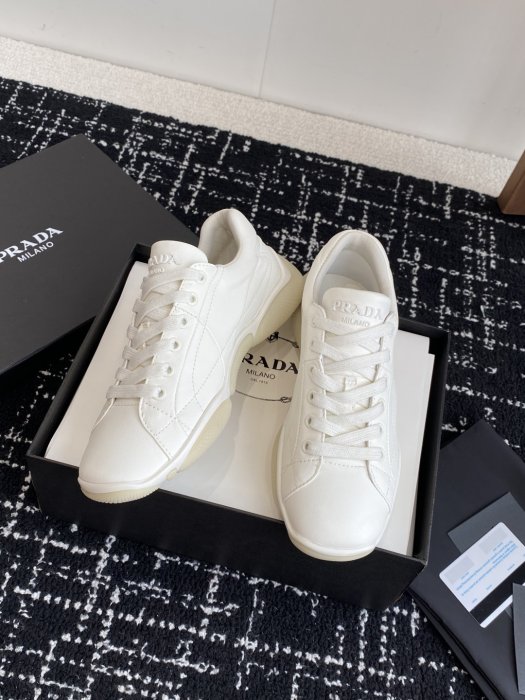 Кроссовки фото 5