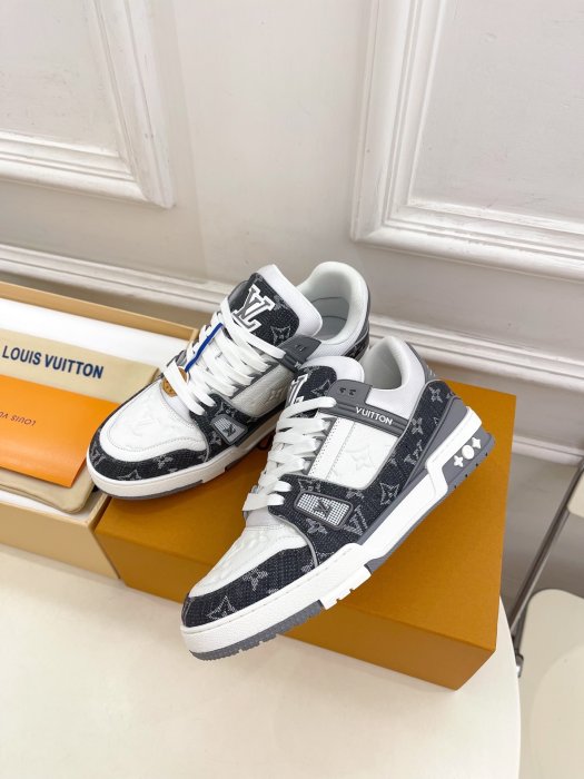 Sneakers фото 3