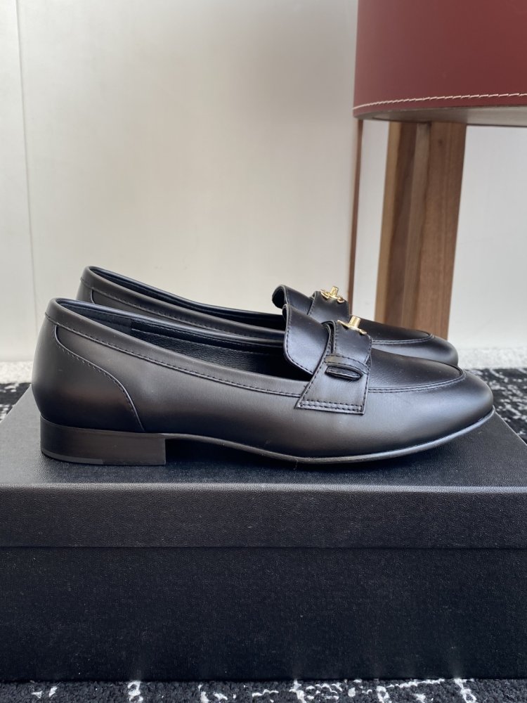 Лоферы женские фото 2