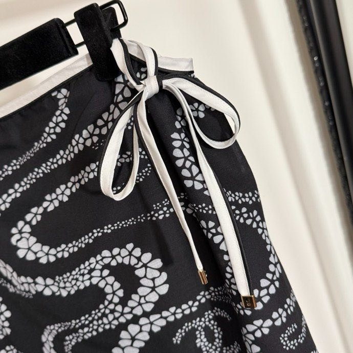 Costume female фото 9