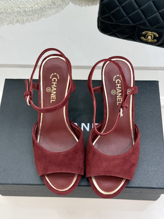 Босоножки фото 4