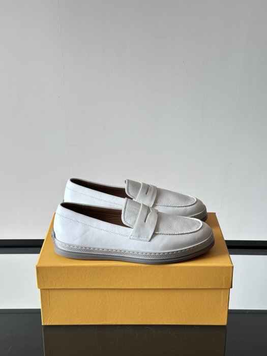 Лоферы мужские