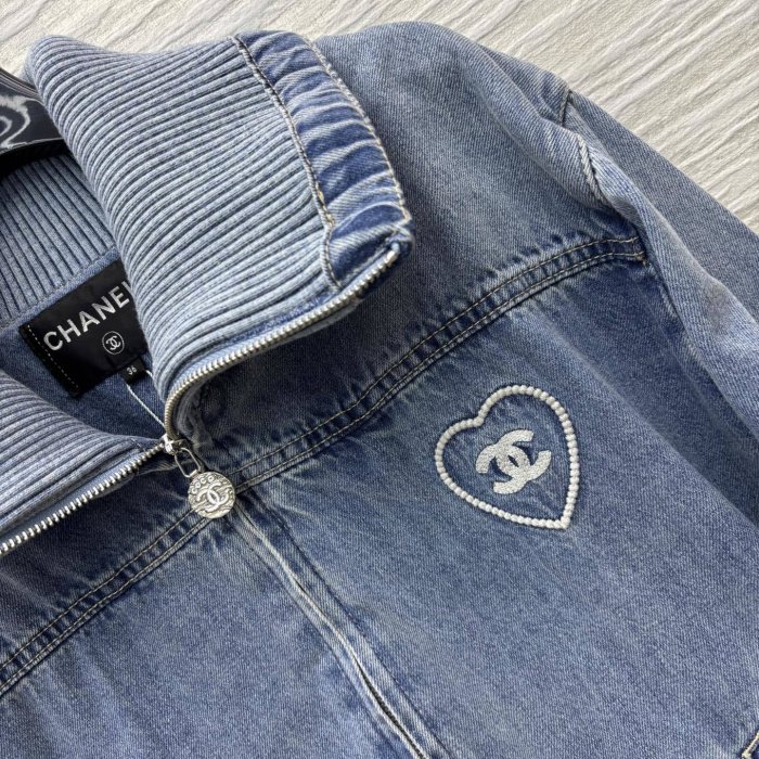 Куртка женская фото 4