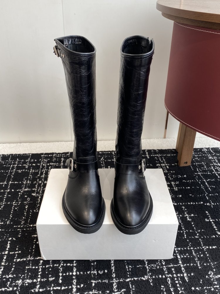 Сапоги женские