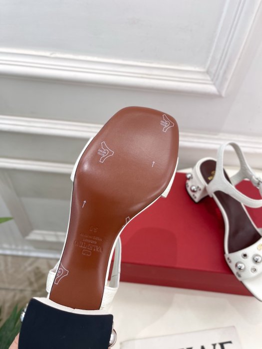 Босоножки фото 9