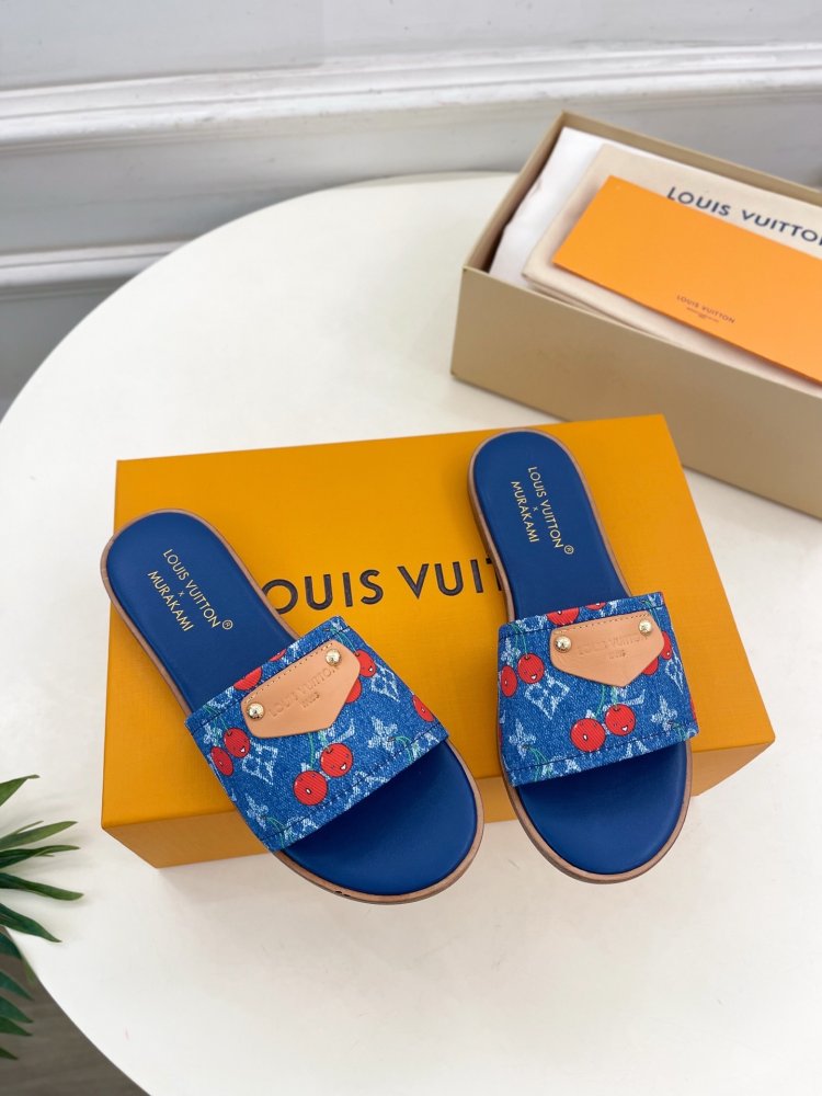 Шлепанцы женские фото 2