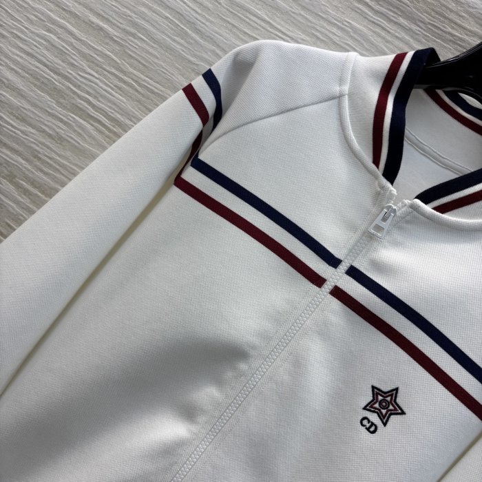 Jacket women's фото 3