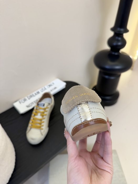 Кроссовки Golden Goose фото 7