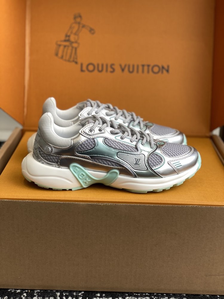 Кроссовки Olympia женские фото 2