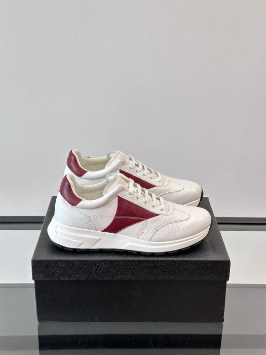 Кроссовки мужские