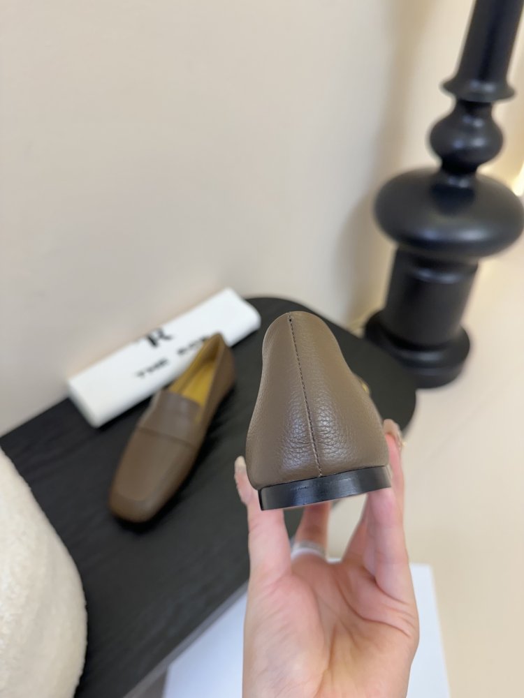 Туфли женские фото 7