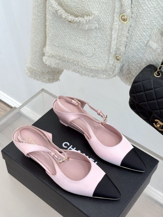 Босоножки фото 3