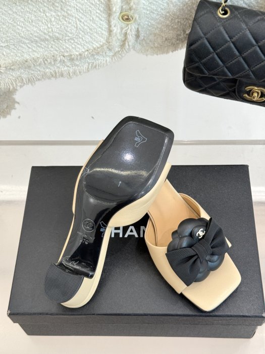 Босоножки фото 9