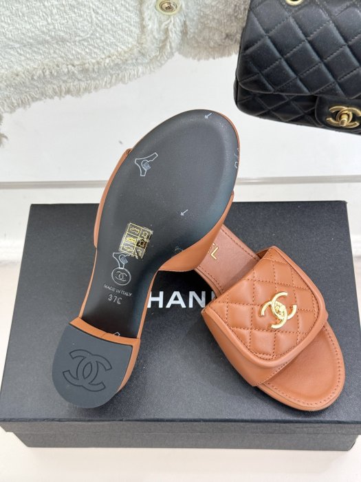 Босоножки фото 9