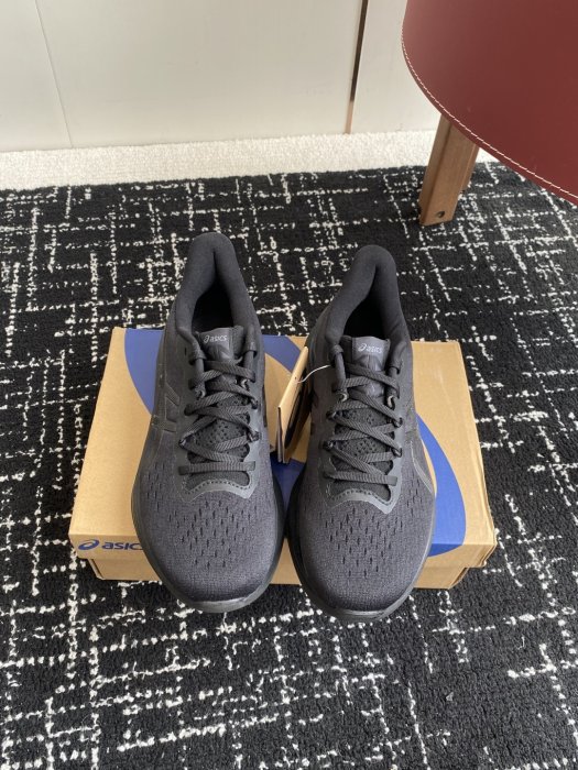 Кроссовки ASICS Gel-Kinsey Max