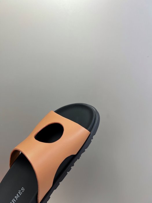 Шлепанцы женские фото 7