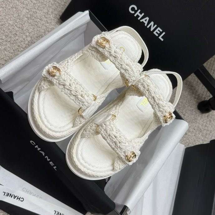 Сандалии женские фото 2