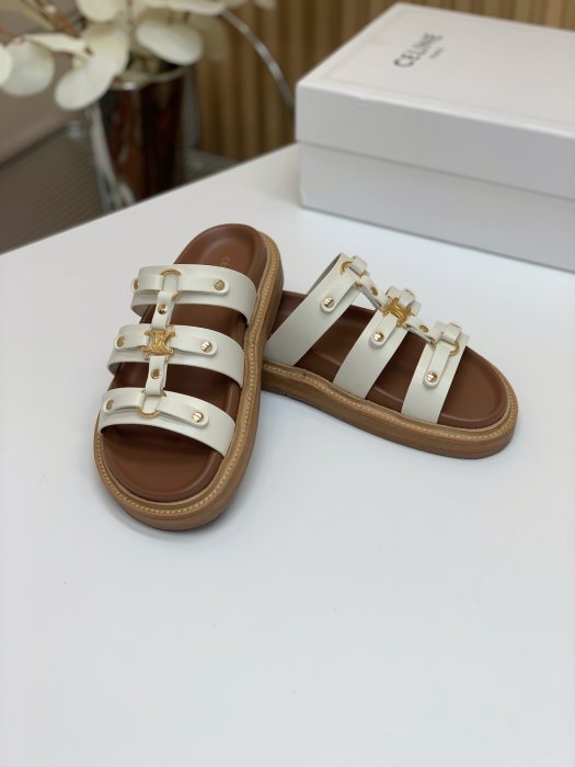 Шльопанці жіночі фото 6