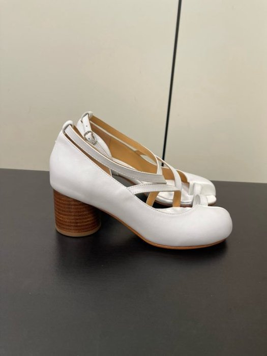 Shoes women's from bifurcated the toe фото 8