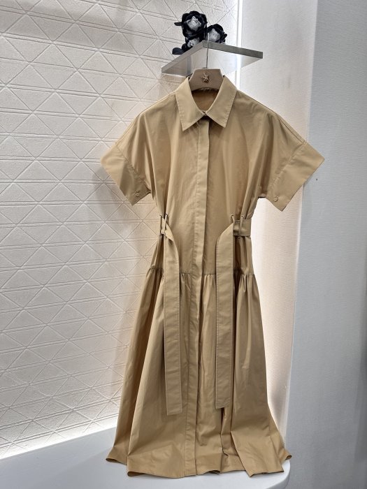 Плаття, Сукня