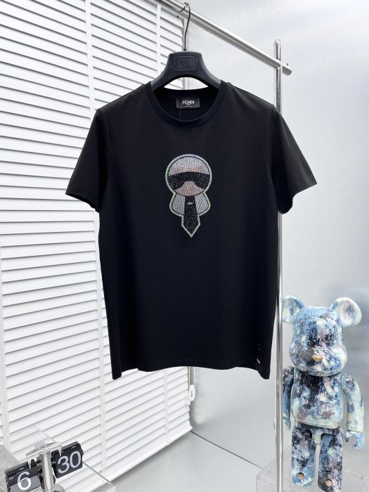 T-shirt men's