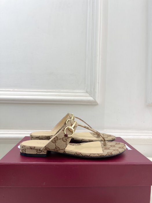 Босоножки фото 4