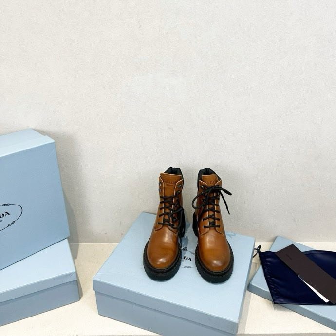 Ботинки женские фото 5