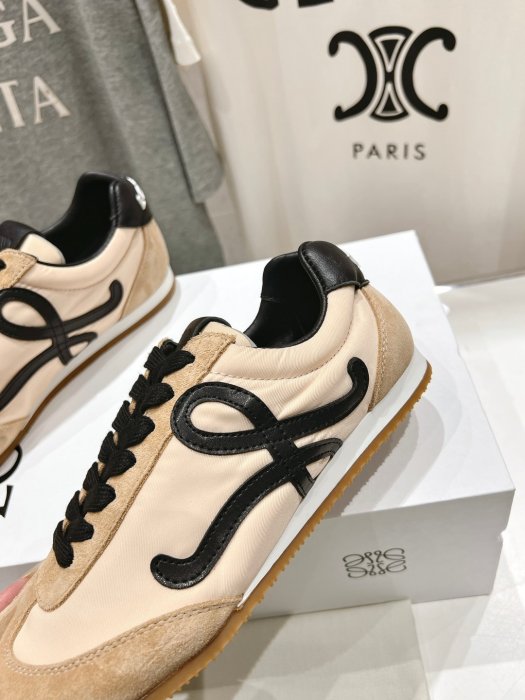 Sneakers LOEWE Ballet Runner фото 6