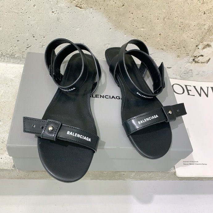 Сандалі жіночі шкіряні фото 3