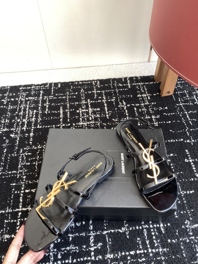 Босоножки фото 7