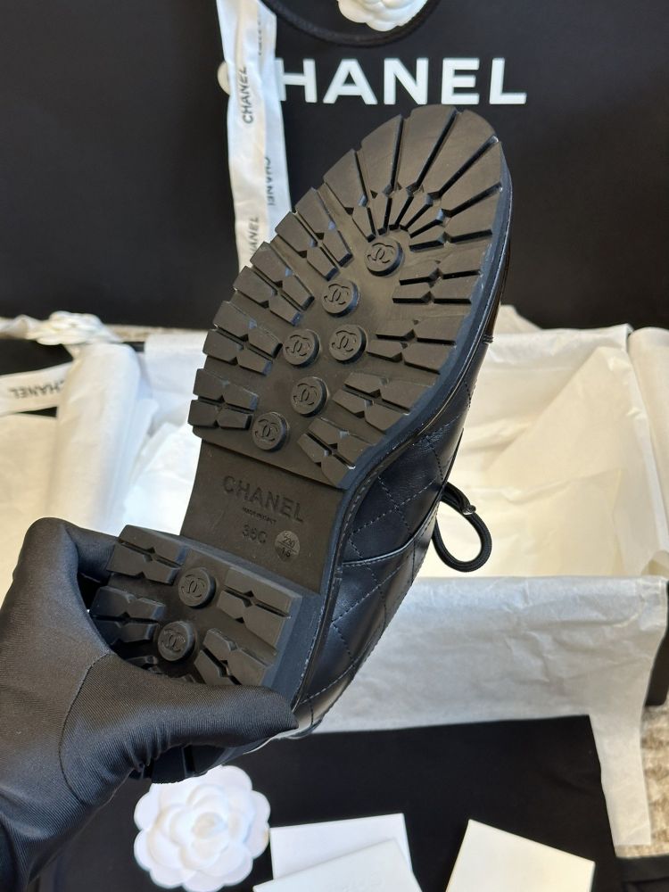 Туфлі жіночі на шнурівці фото 9