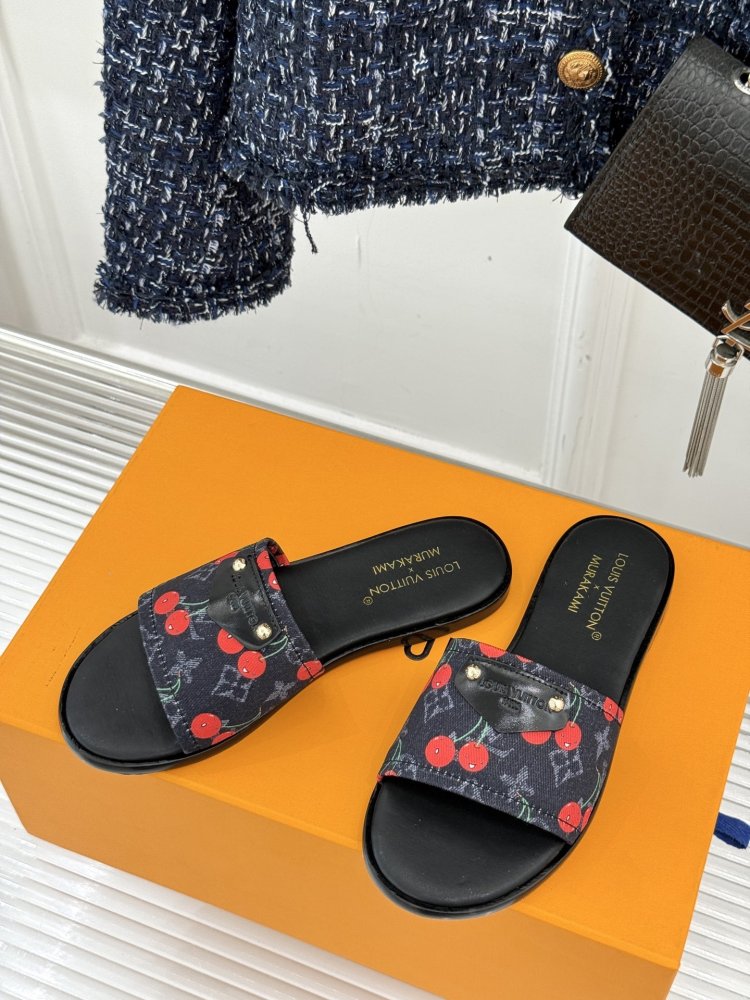 Шлепанцы женские фото 2