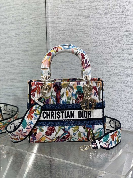 A bag women's Lady Dior 24 cm