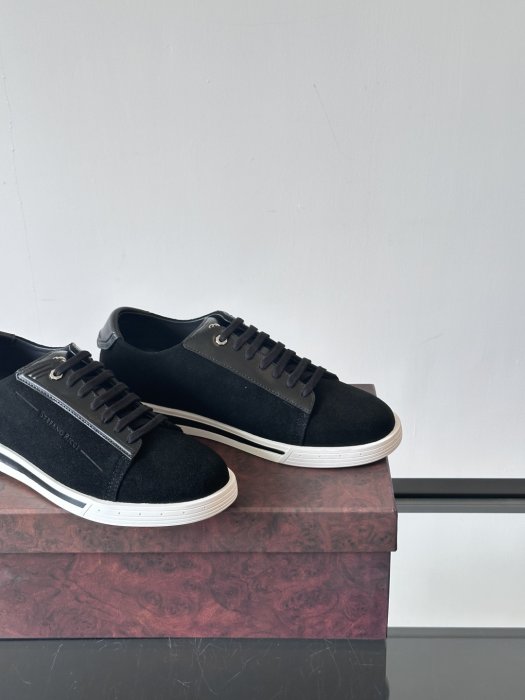 Кроссовки фото 7