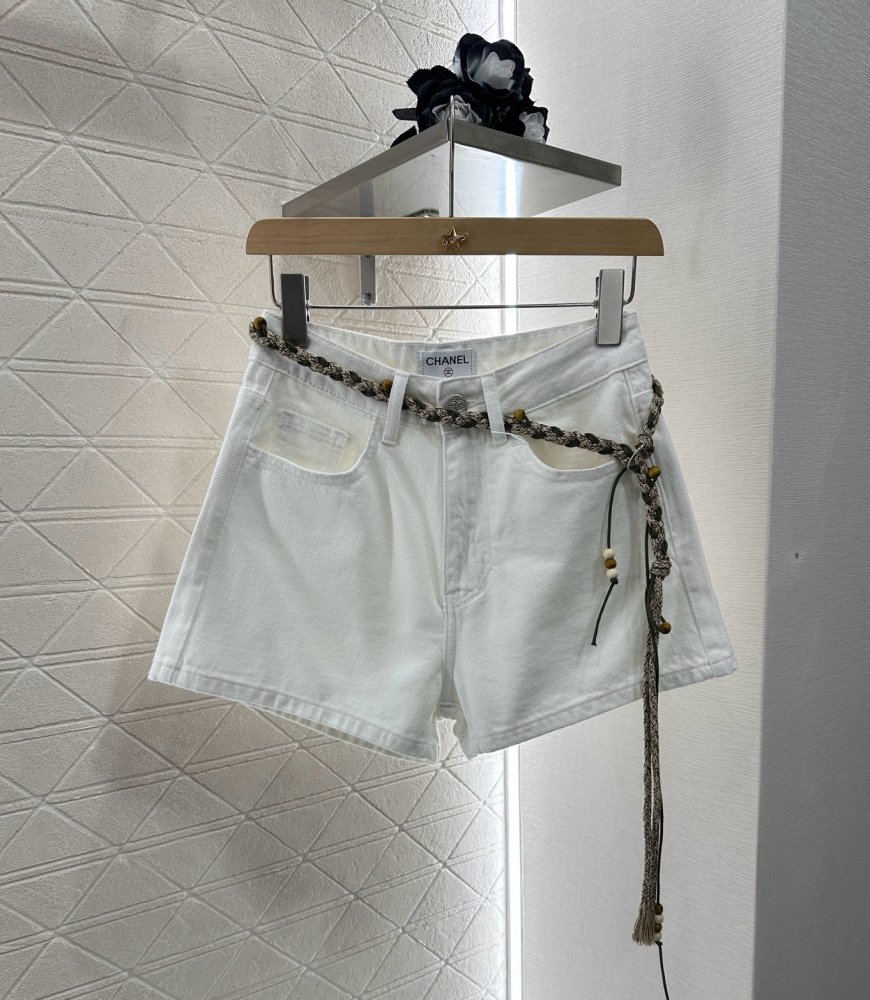 Шорты женские