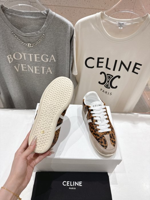 Кроссовки фото 9