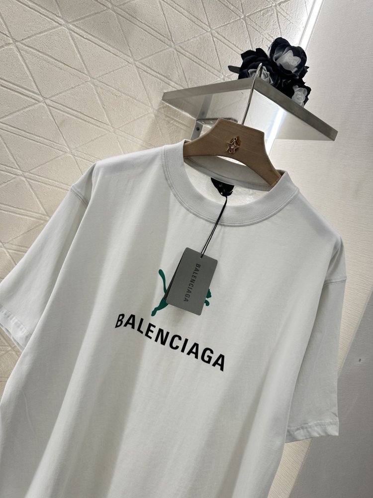 Футболка жіноча фото 3