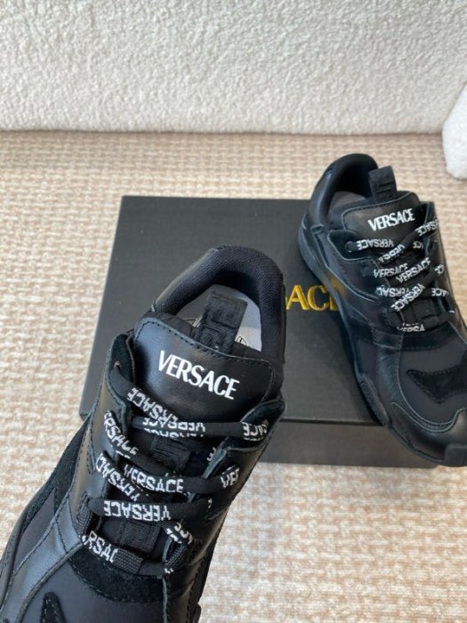 Кроссовки фото 3