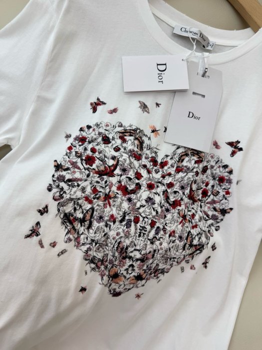 T-shirt women's фото 6