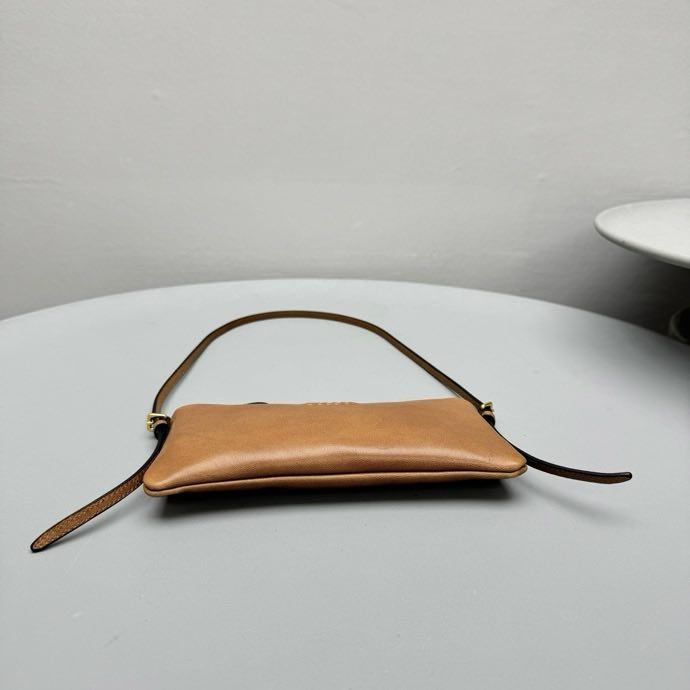 A bag leather women's 20 cm фото 8