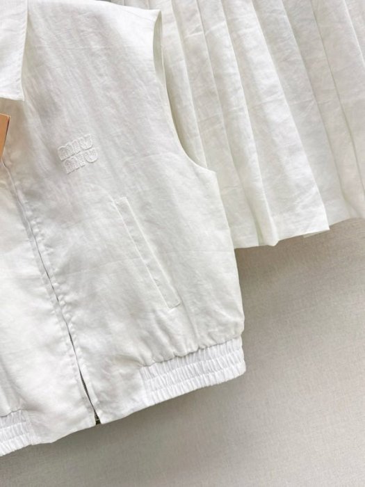 Костюм женский фото 4