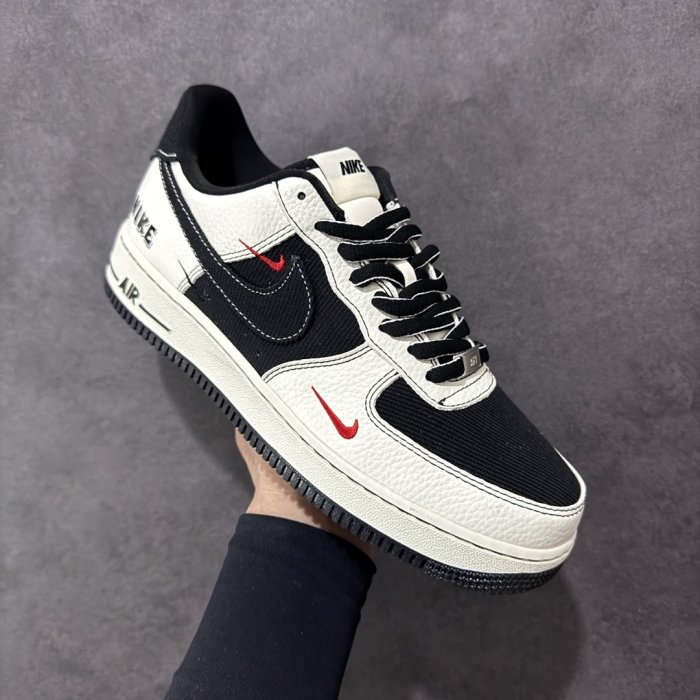 Кроссовки Nike Air Force 1 Low 07 фото 3