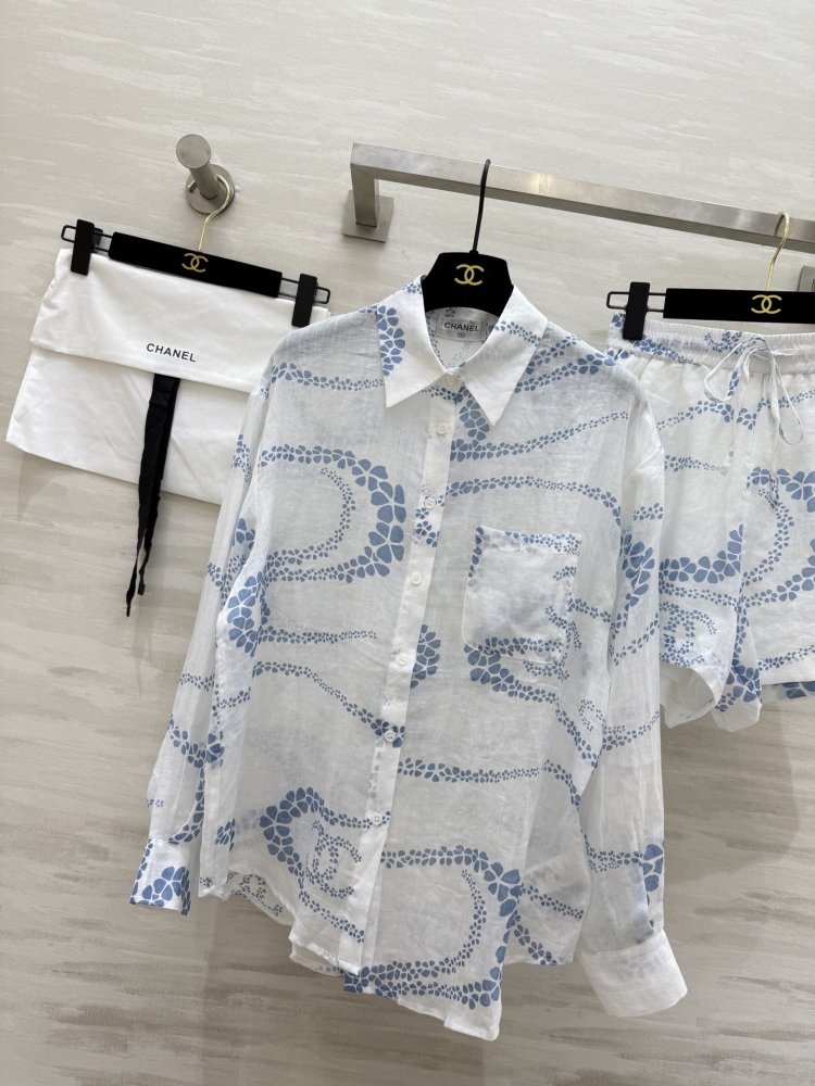 Costume female фото 4