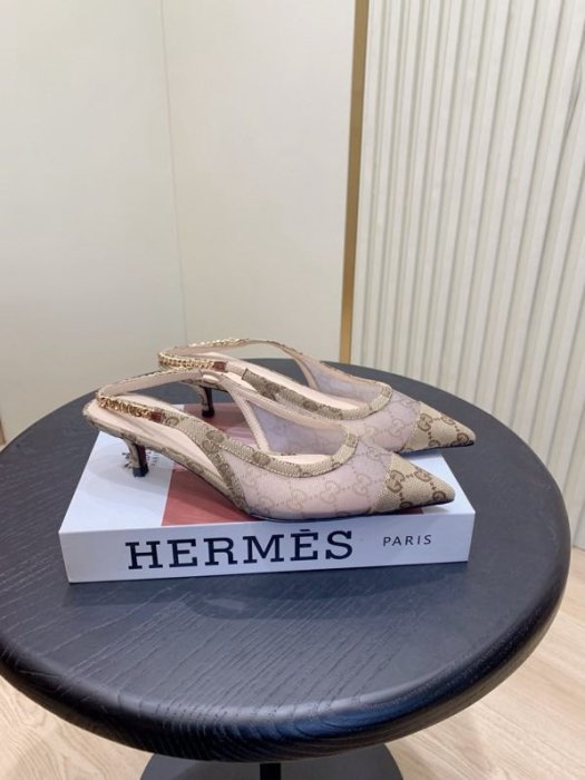 Босоножки фото 2