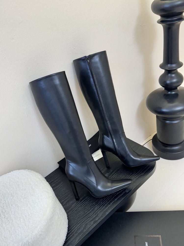 Чоботи жіночі фото 4